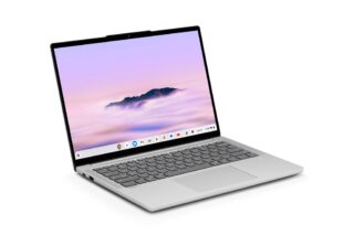 Lenovo Chromebook Plus 14 augeklappt